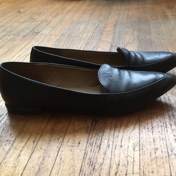 Everlane The Modern Point leather flat - Picture 2 of 3